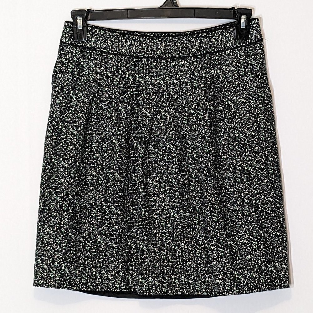 WOMEN'S "Ann Taylor" Silk Blend Short Black Skirt w White/Green Specks; Size 6